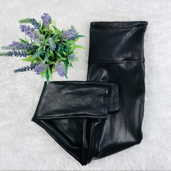 NEW WITH TAGS! Spanx Faux leather leggings black s - Picture 5 of 8